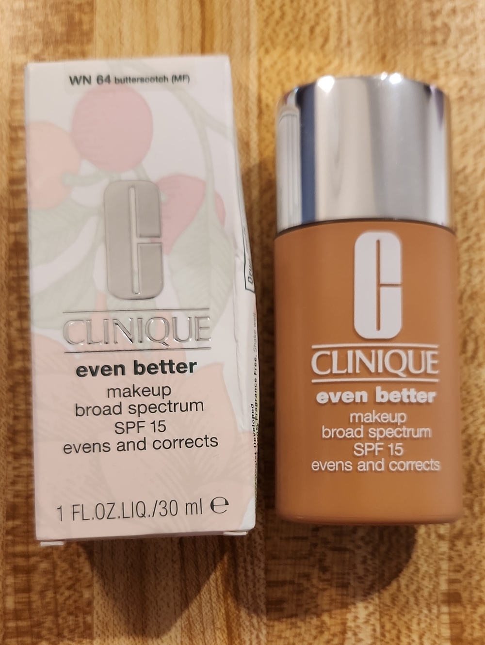 NIB Clinique Even Better Makeup SPF 15 - Butterscotch Tan